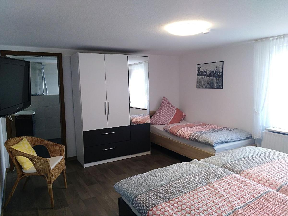 Ferienwohnung Zum Tannenwirt Medebach Exteriör bild