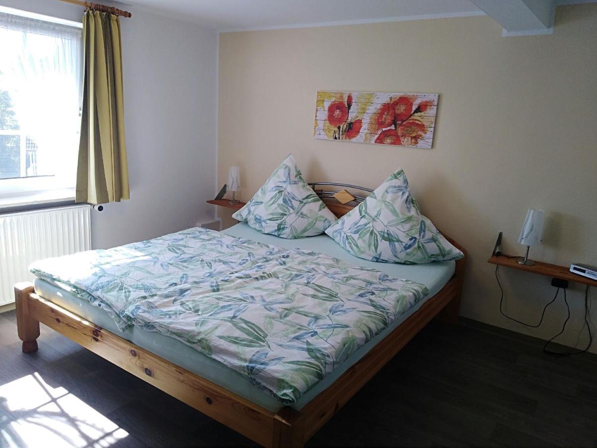 Ferienwohnung Zum Tannenwirt Medebach Exteriör bild